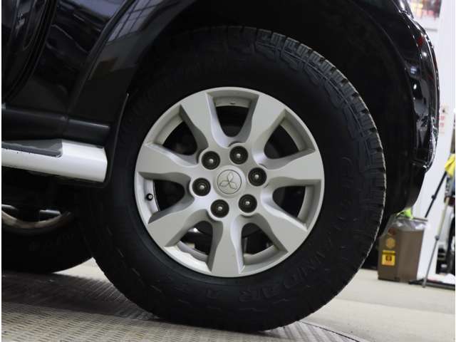 三菱 パジェロ ３．０ ロング エクシード ４ＷＤ H27年 (関東) 99