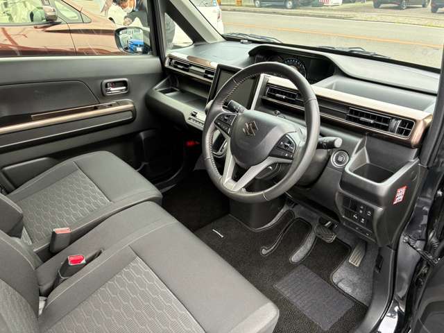 スズキ ワゴンＲ ６６０ カスタムＺ ハイブリッド ＺＸ アップグレードパッケージ装着車 ４ＷＤ R6年 () 99