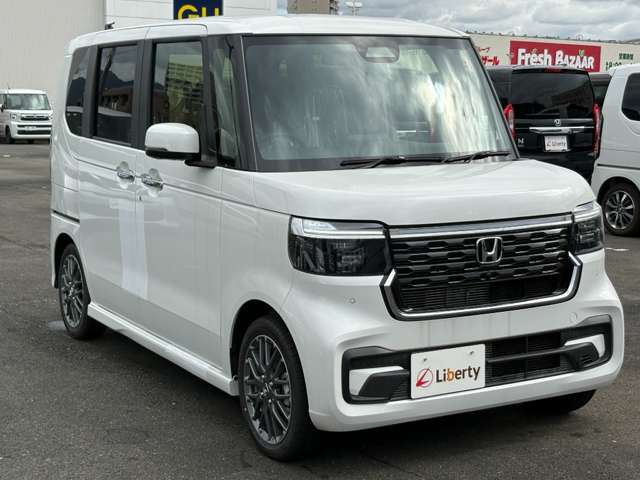 ホンダ Ｎ　ＢＯＸ カスタム ６６０ ターボ R8年 (近畿) 99