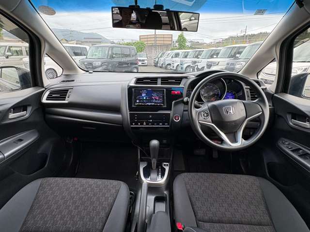 ホンダ フィット １．３ １３Ｇ Ｌパッケージ H28年 (近畿) 99