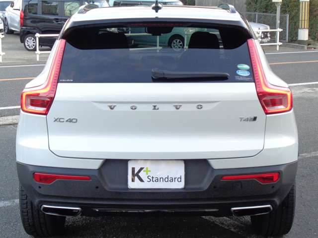 ボルボ ＸＣ４０ Ｔ４ ＡＷＤ Ｒデザイン ４ＷＤ H30年 () 99