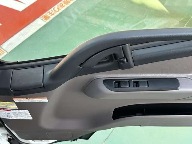三菱フソウ キャンター ３．０ 強化ダンプ 全低床 ディーゼルターボ R8年 () 99