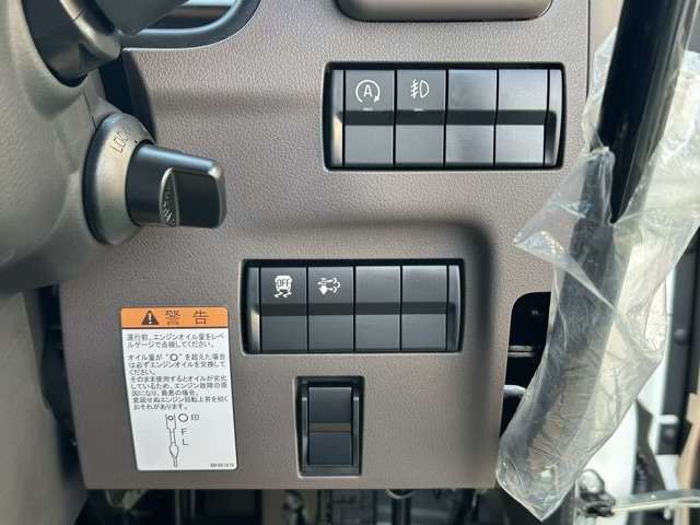 三菱フソウ キャンター ３．０ 強化ダンプ 全低床 ディーゼルターボ R8年 () 99