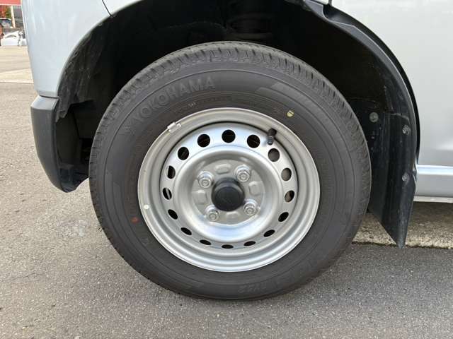 ダイハツ ハイゼットカーゴ ６６０ デラックス ４ＷＤ R7年 () 99