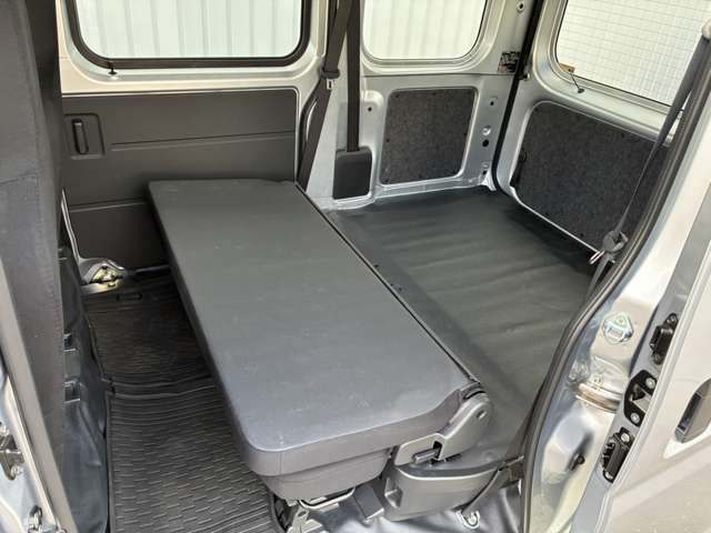 ダイハツ ハイゼットカーゴ ６６０ デラックス ４ＷＤ R7年 () 99