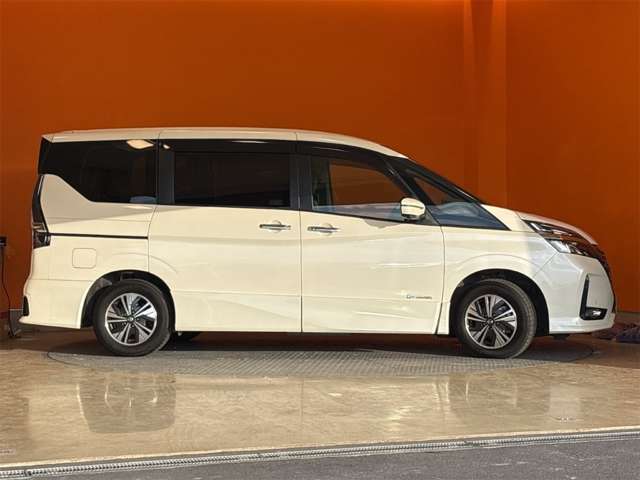 日産 セレナ １．２ Ｅ－ＰＯＷＥＲ ハイウェイスター Ｖ R3年 (近畿) 99
