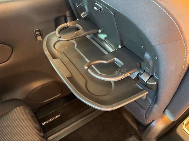 日産 セレナ １．２ Ｅ－ＰＯＷＥＲ ハイウェイスター Ｖ R3年 (近畿) 99