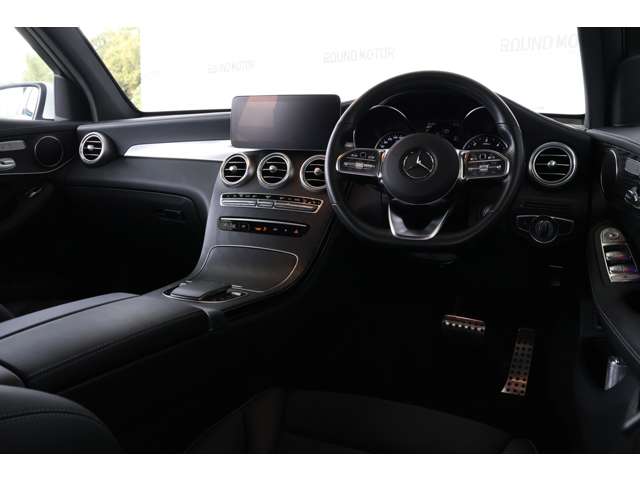 メルセデスベンツ ＧＬＣクラス ２２０ Ｄ ４マチック ＡＭＧライン ディーゼルターボ ４ＷＤ R4年 () 99