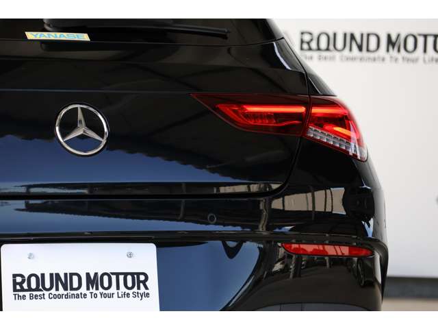 メルセデスベンツ ＣＬＡシューティングブレーク ＣＬＡ１８０ ＡＭＧライン R3年 () 99