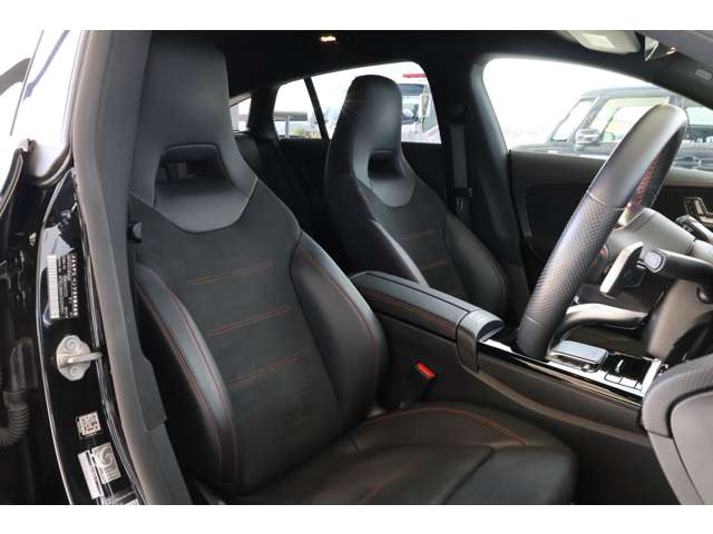 メルセデスベンツ ＣＬＡシューティングブレーク ＣＬＡ１８０ ＡＭＧライン R3年 () 99