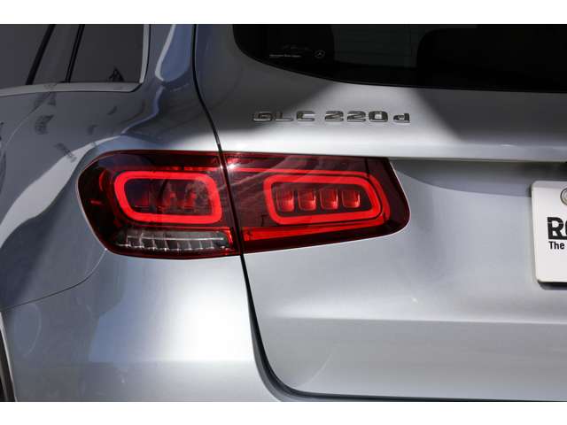 メルセデスベンツ ＧＬＣクラス ２２０ Ｄ ４マチック ＡＭＧライン ディーゼルターボ ４ＷＤ R3年 () 99