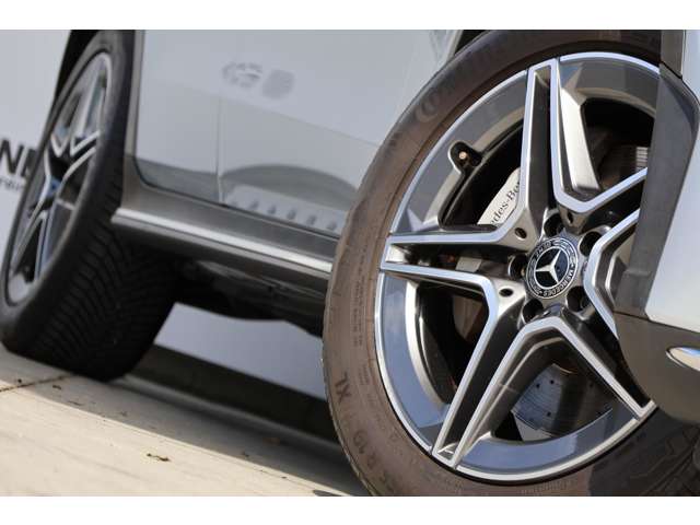 メルセデスベンツ ＧＬＣクラス ２２０ Ｄ ４マチック ＡＭＧライン ディーゼルターボ ４ＷＤ R3年 () 99
