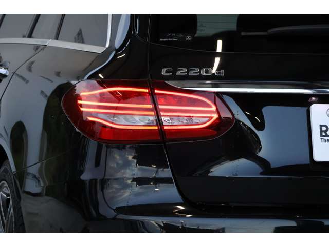 メルセデスベンツ Ｃクラスワゴン Ｃ２２０Ｄ ローレウス エディション スポーツプラスパッケージ ディーゼルターボ R2年 () 99
