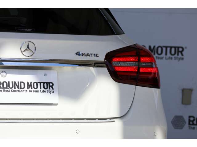 メルセデスベンツ ＧＬＡクラス ＧＬＡ２２０ ４マチック ４ＷＤ R1年 () 99