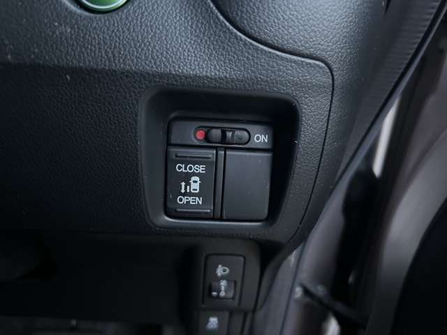 ホンダ Ｎ　ＢＯＸ ６６０ Ｇ Ｌパッケージ ４ＷＤ H26年 () 99