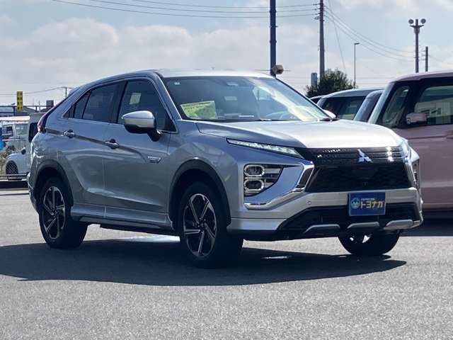 三菱 エクリプス　クロス　ＰＨＥＶ ＰＨＥＶ ２．４ Ｐ ４ＷＤ R3年 (関東) 99