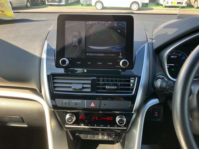 三菱 エクリプス　クロス　ＰＨＥＶ ＰＨＥＶ ２．４ Ｐ ４ＷＤ R3年 (関東) 99