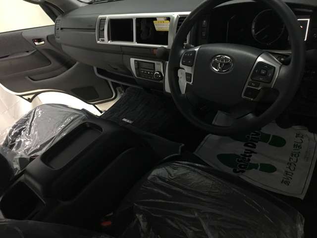 トヨタ ハイエースワゴン ２．７ グランドキャビン ４ＷＤ R7年 () 99