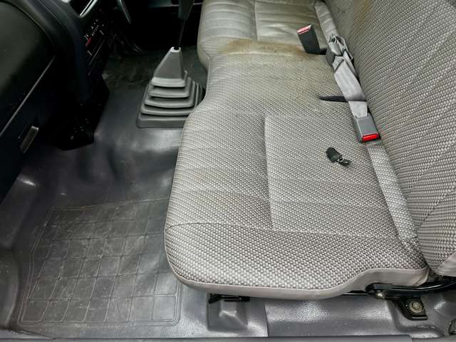 日産 ダットサン ２．０ ＤＸ セミロングボディ H13年 (関東) 99