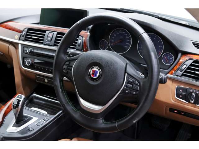 ＢＭＷアルピナ Ｂ４クーペ ビターボ H27年 (関東) 99