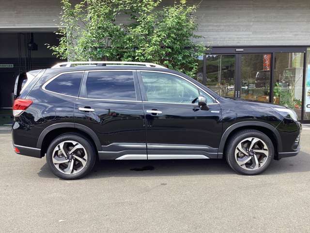 スバル フォレスター　ハイブリッド ２．０ アドバンス ４ＷＤ R4年 (東北) 99