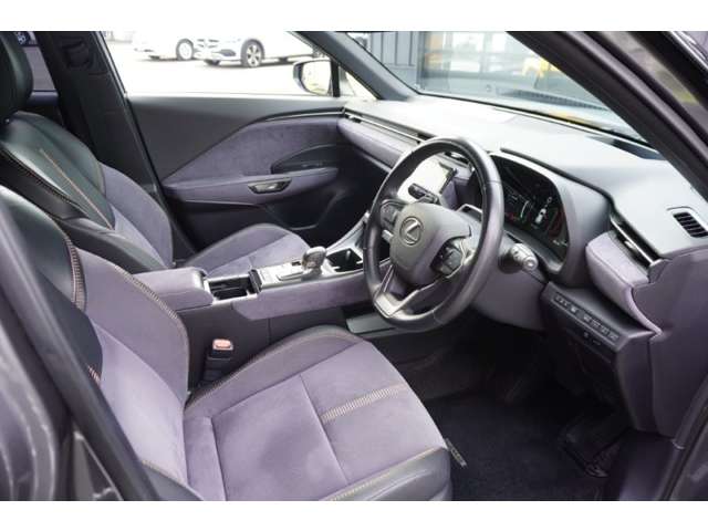 レクサス ＬＢＸ クール Ｅ－ＦＯＵＲ ４ＷＤ R6年 (東北) 99