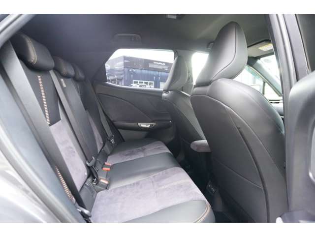 レクサス ＬＢＸ クール Ｅ－ＦＯＵＲ ４ＷＤ R6年 (東北) 99