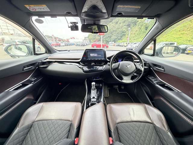 トヨタ Ｃ−ＨＲ ハイブリッド １．８ Ｇ ＬＥＤ エディション H30年 () 99