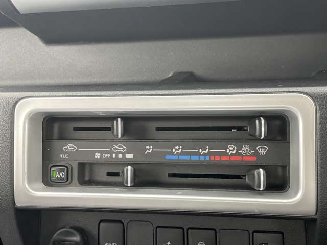 ダイハツ ハイゼットトラック ６６０ ジャンボ ＳＡＩＩＩＴ ３方開 ４ＷＤ R1年 () 99