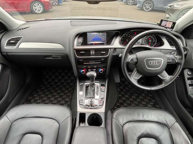 アウディ Ａ４ ２．０　ＴＦＳＩ H26年 () 99