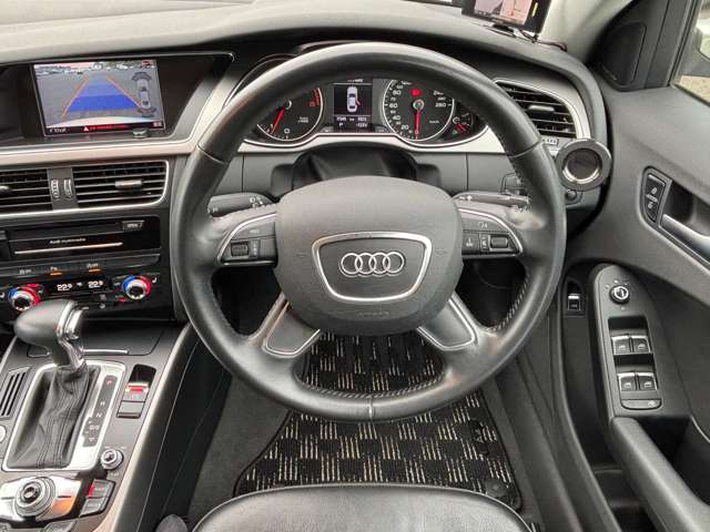 アウディ Ａ４ ２．０　ＴＦＳＩ H26年 () 99