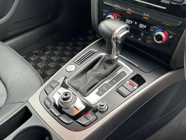 アウディ Ａ４ ２．０　ＴＦＳＩ H26年 () 99