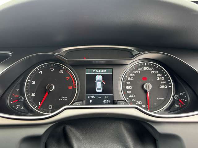 アウディ Ａ４ ２．０　ＴＦＳＩ H26年 () 99