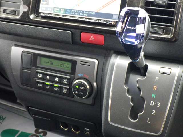 トヨタ ハイエースバン ３．０ スーパーＧＬ ダークプライム ロングボディ ディーゼルターボ ４ＷＤ H28年 () 99