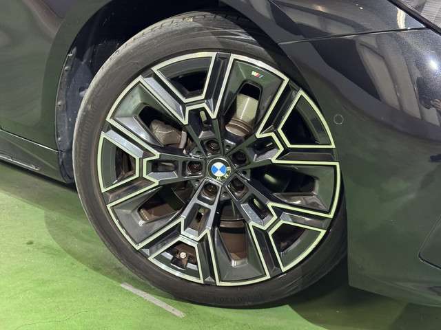 ＢＭＷ ５シリーズ ５２３Ｄ Ｘドライブ Ｍスポーツ ディーゼルターボ ４ＷＤ R6年 () 99