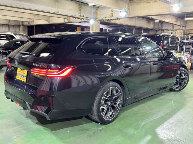 ＢＭＷ ５シリーズ ５２３Ｄ Ｘドライブ Ｍスポーツ ディーゼルターボ ４ＷＤ R6年 () 99