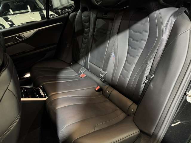 ＢＭＷ ８シリーズ ８４０Ｉ Ｍスポーツ R3年 () 99