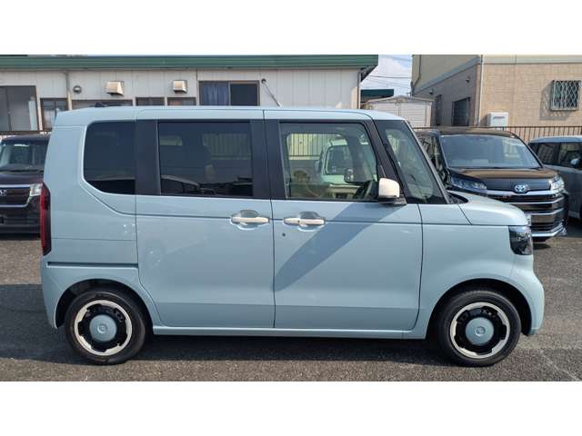 ホンダ Ｎ　ＢＯＸ ６６０ ファッションスタイル モノトーン R8年 (関東) 99