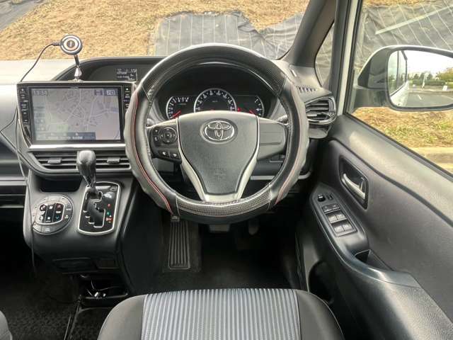 トヨタ ノア ２．０ ＳＩ H27年 (関東) 99