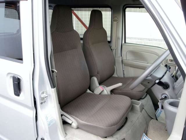 日産 ＮＶ１００クリッパー ６６０ ＤＸ ＧＬ エマージェンシーブレーキ パッケージ ハイルーフ ５ＡＧＳ車 H29年 () 99