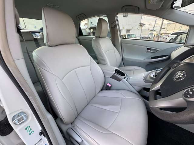 トヨタ プリウス １．８ Ｓ H25年 () 99