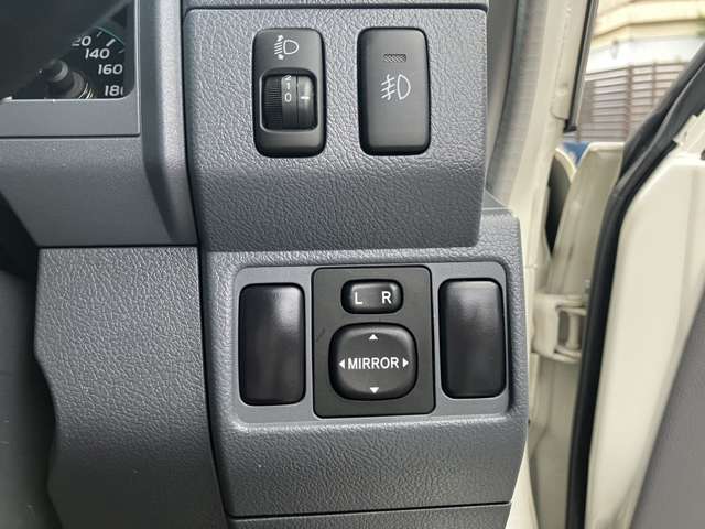 トヨタ ランドクルーザーピックアップ ４．０ ４ＷＤ H27年 () 99