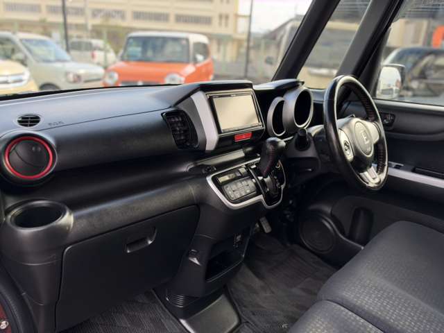 ホンダ Ｎ　ＢＯＸ ６６０ カスタムＧ H27年 (近畿) 99