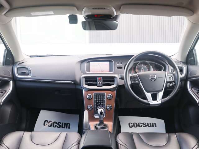 ボルボ Ｖ４０ Ｄ４ インスクリプション ディーゼルターボ R1年 () 99