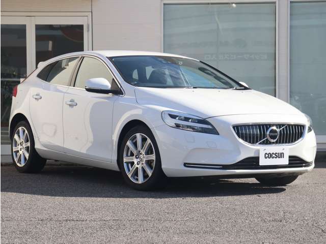 ボルボ Ｖ４０ Ｄ４ インスクリプション ディーゼルターボ R1年 () 99