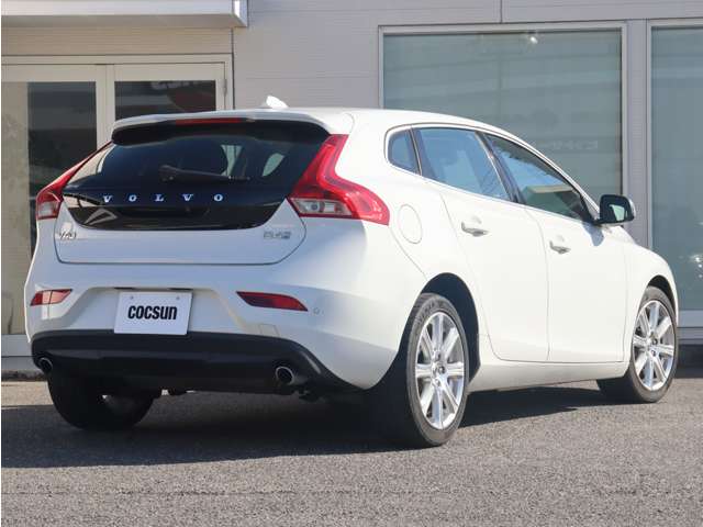 ボルボ Ｖ４０ Ｄ４ インスクリプション ディーゼルターボ R1年 () 99