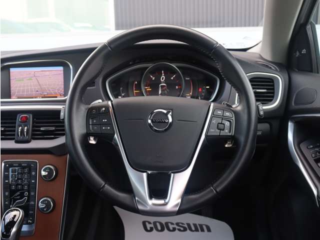 ボルボ Ｖ４０ Ｄ４ インスクリプション ディーゼルターボ R1年 () 99