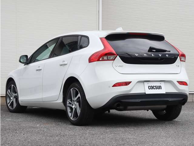 ボルボ Ｖ４０ Ｔ３　キネティック H28年 () 99