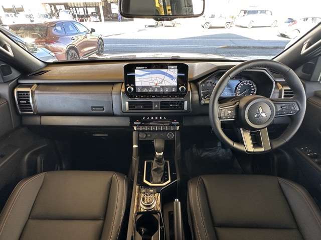 三菱 トライトン ２．４ ＧＳＲ ディーゼルターボ ４ＷＤ R7年 () 99