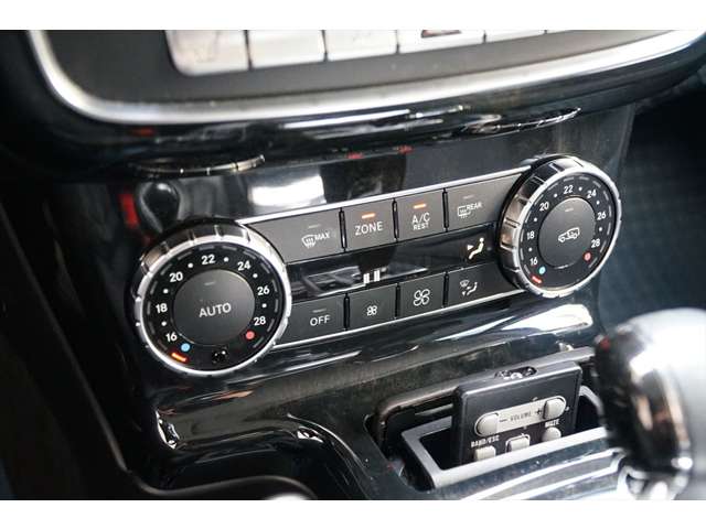 メルセデスベンツ Ｇクラス Ｇ３５０Ｄ ロング ディーゼルターボ ４ＷＤ H30年 () 99